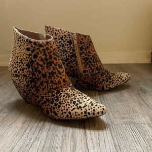Matisse genuine calf hair Nugent cheetah bootie
